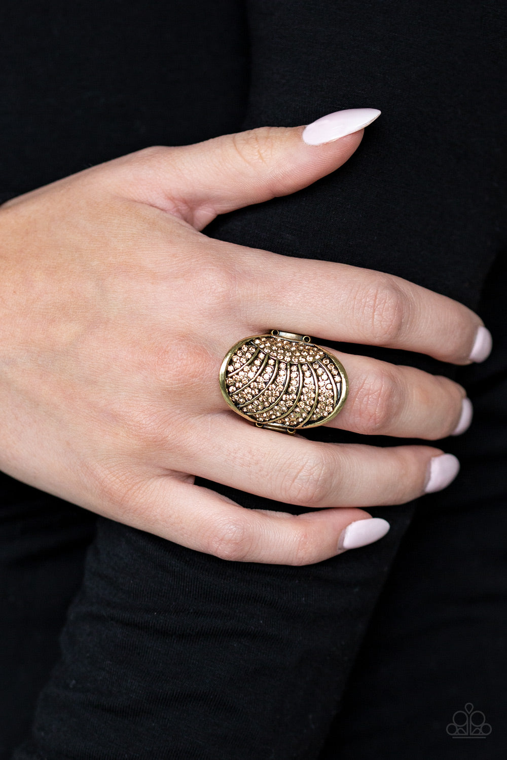 Paparazzi ♥ Dazzle Daze - Brass ♥ Ring