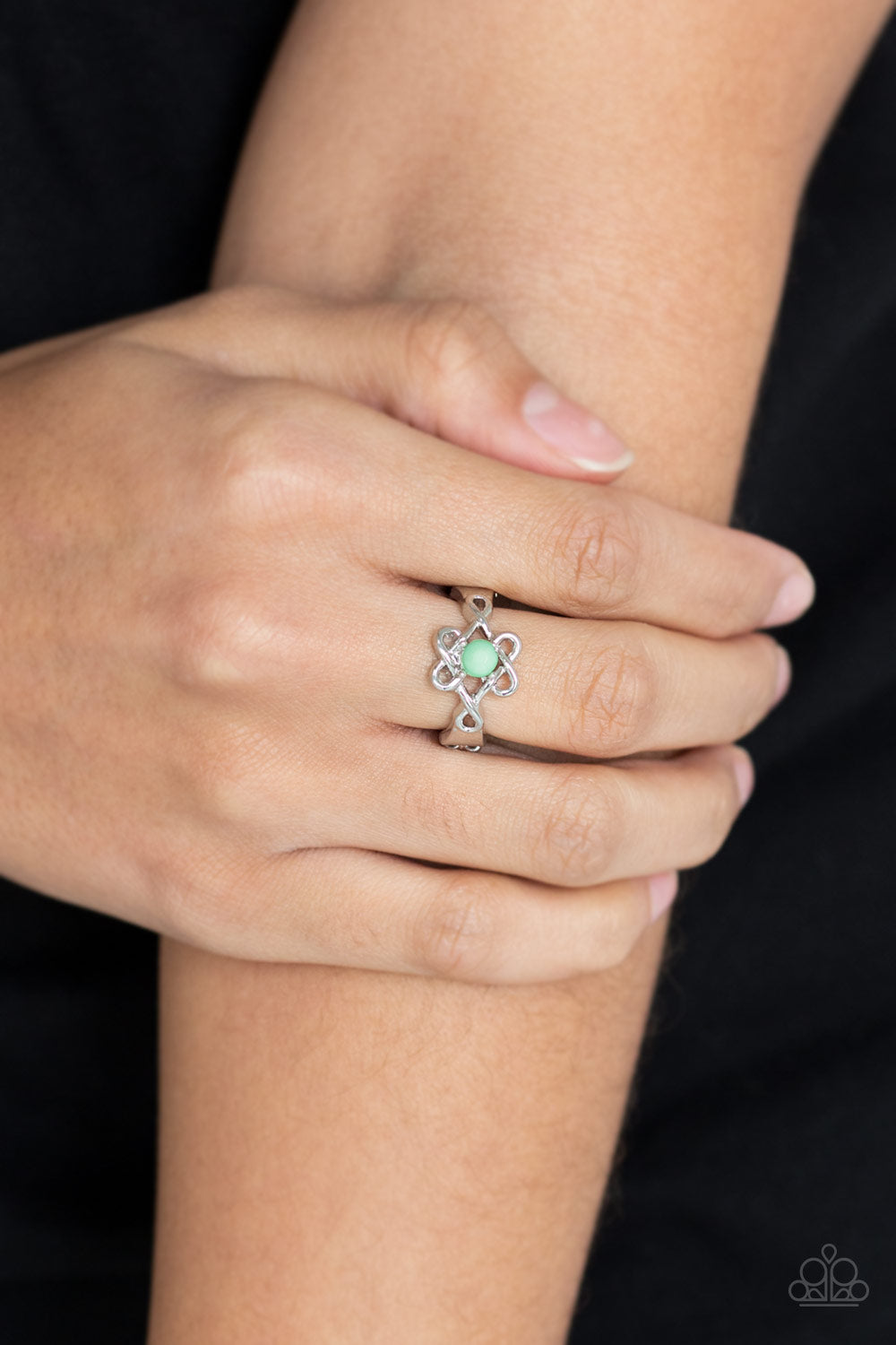 Paparazzi ♥ Vibrant Vibes - Green ♥ Ring