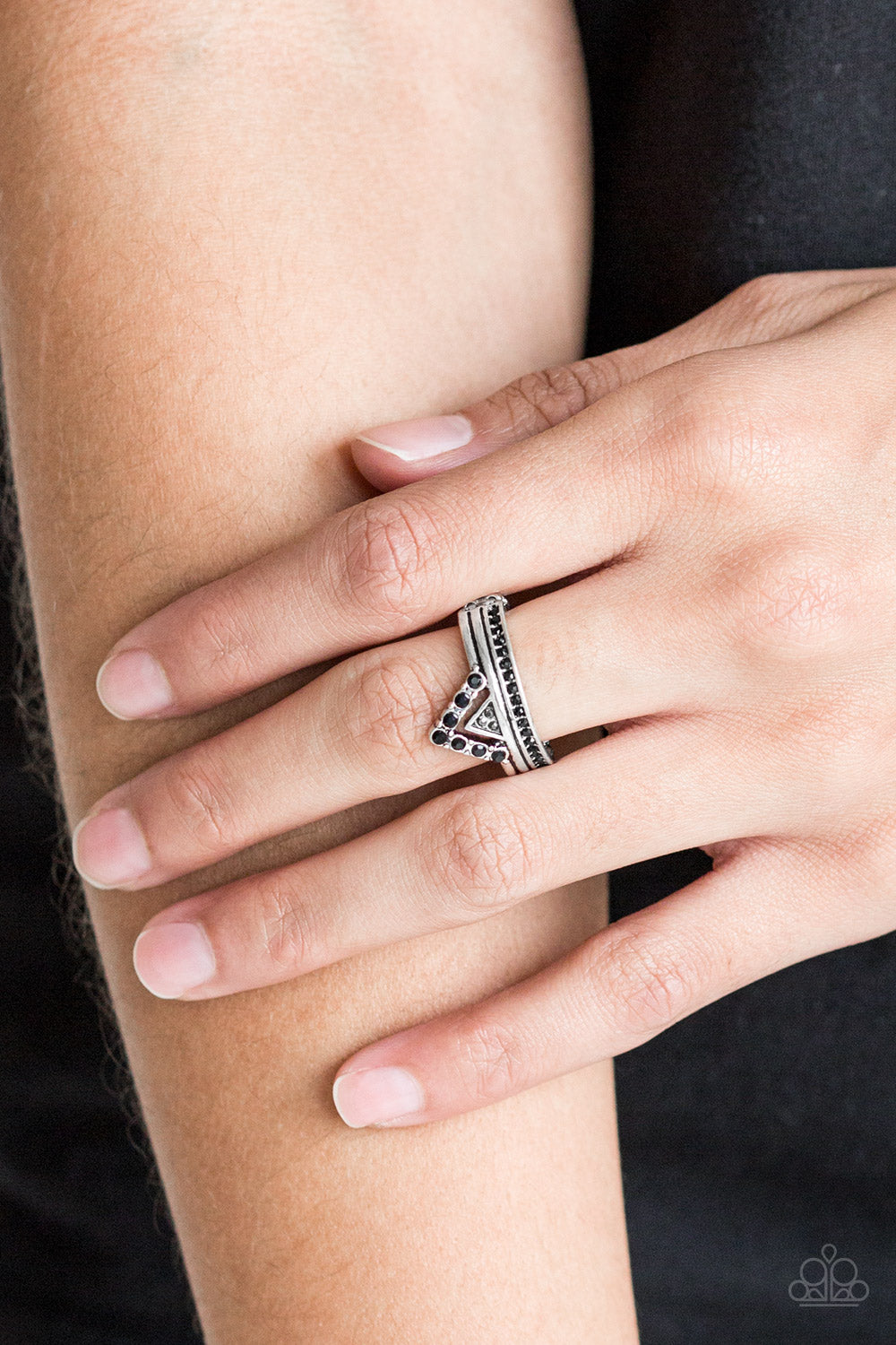 Paparazzi ♥ Base Over Apex - Black ♥ Ring