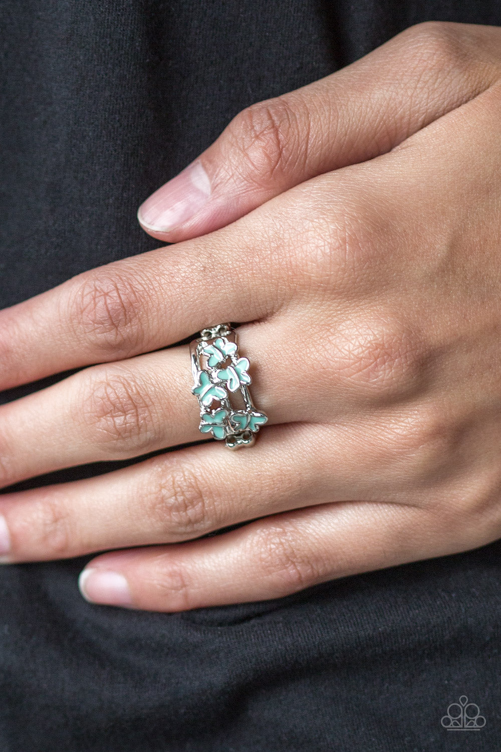 Paparazzi ♥ Fluttering Fashion - Green ♥ Ring