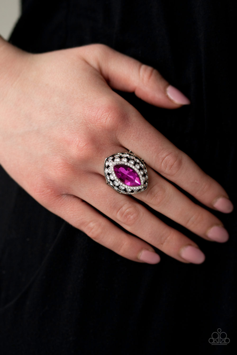 Paparazzi ♥ Royal Radiance - Pink ♥ Ring