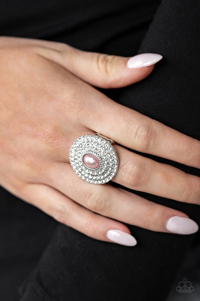 Paparazzi ♥ Royal Ranking - Pink ♥ Ring