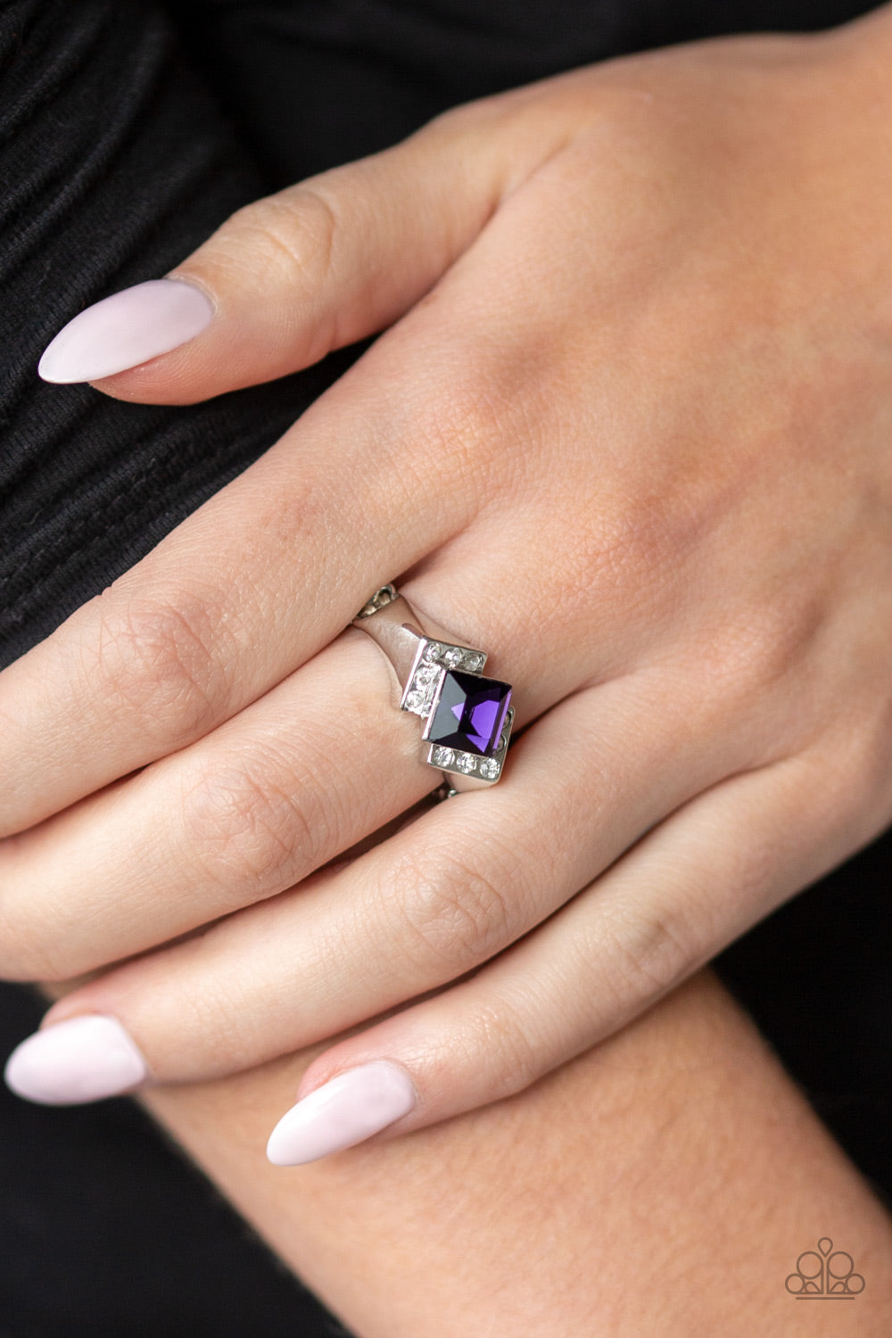 Paparazzi ♥ Wallstreet Winner - Purple ♥ Ring