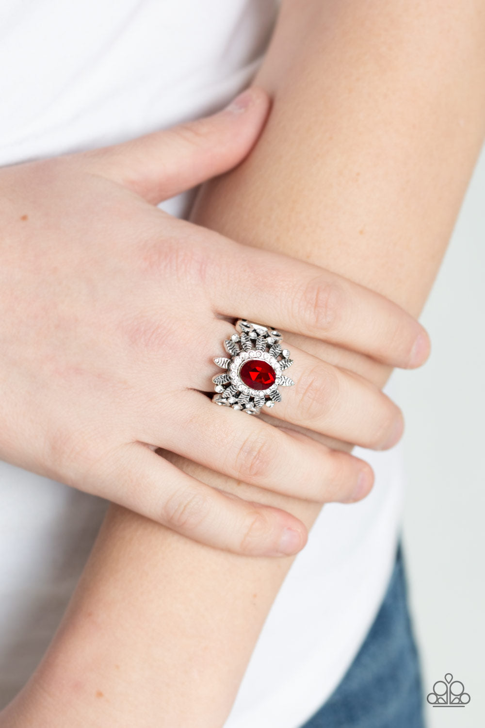 Paparazzi ♥ Burn Bright - Red ♥ Ring