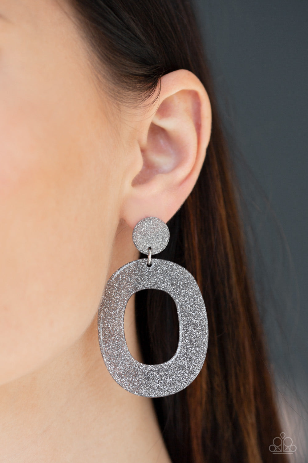 Paparazzi ♥ Miami Boulevard - Silver ♥ Post Earrings