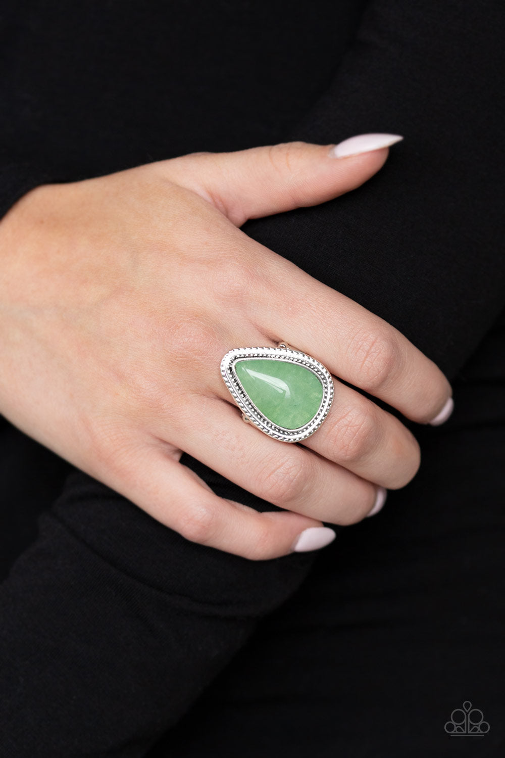 Paparazzi ♥ Mojave Mist - Green ♥ Ring