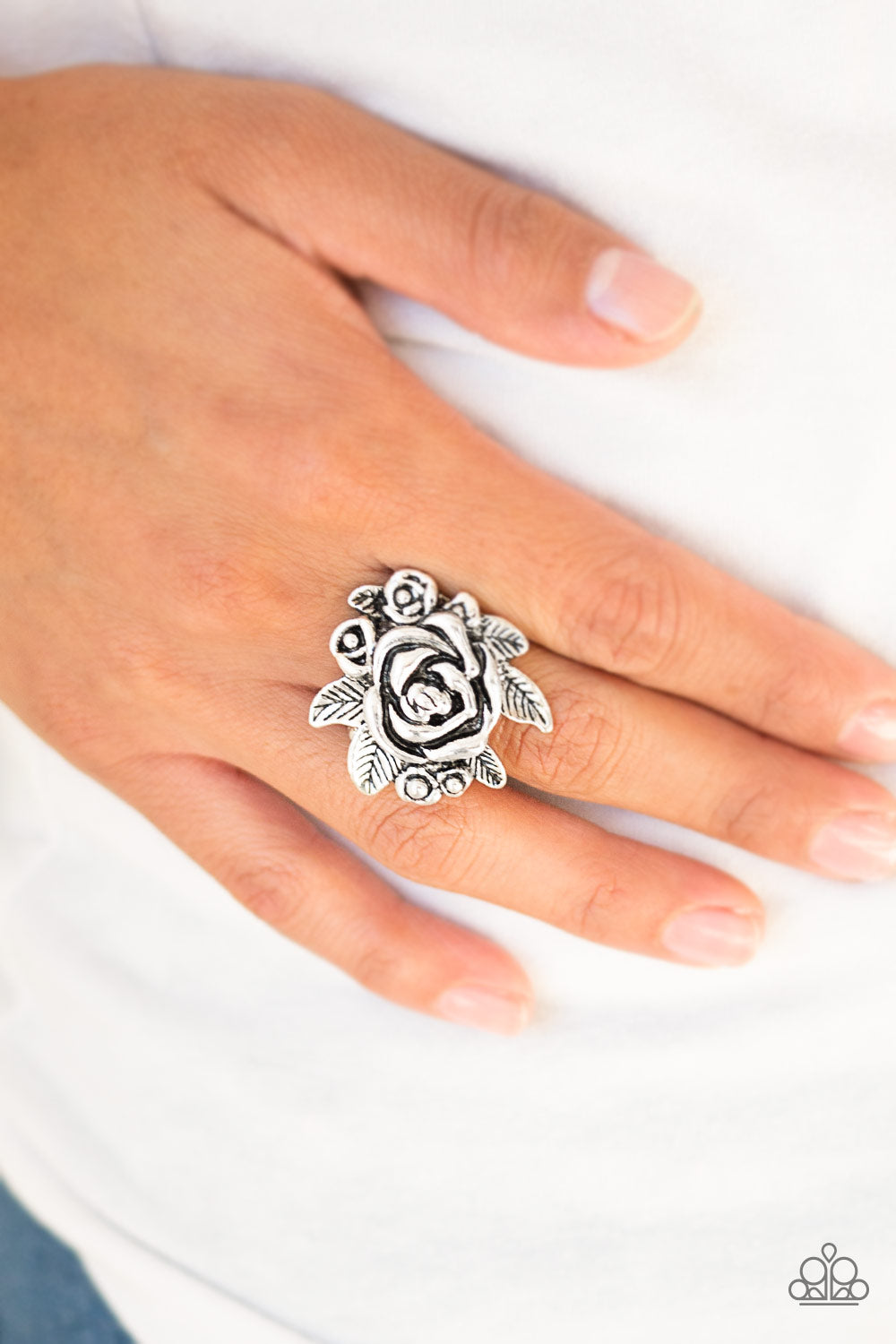 Paparazzi ♥ Bouquet Bonanza - Silver ♥ Ring