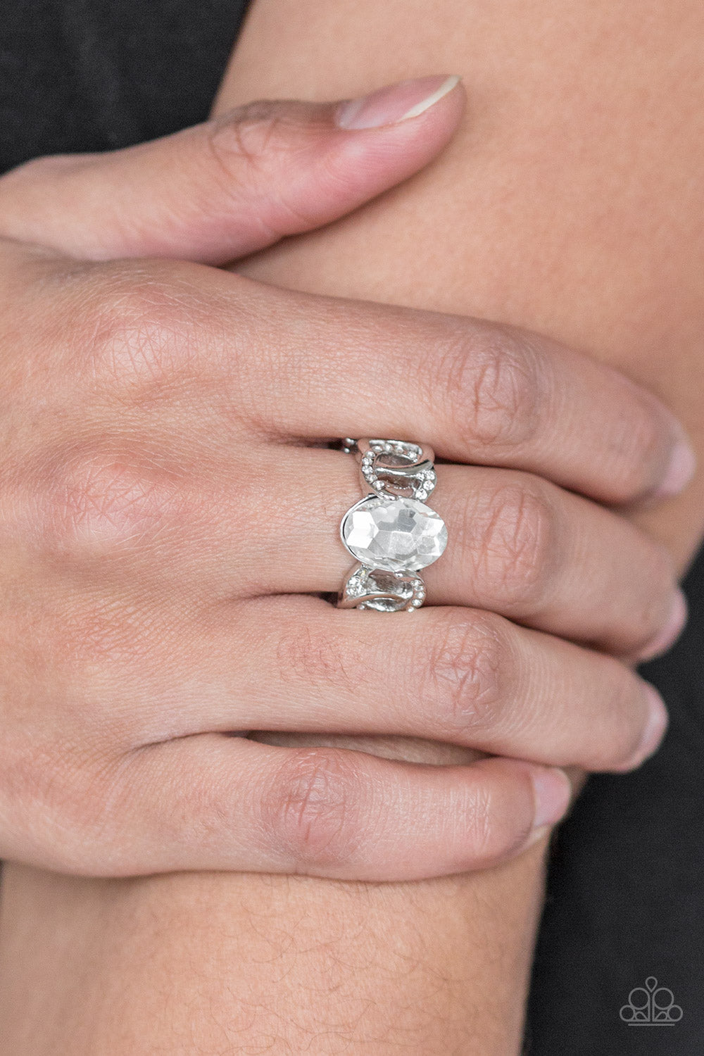 Paparazzi ♥ Supreme Bling - White ♥ Ring