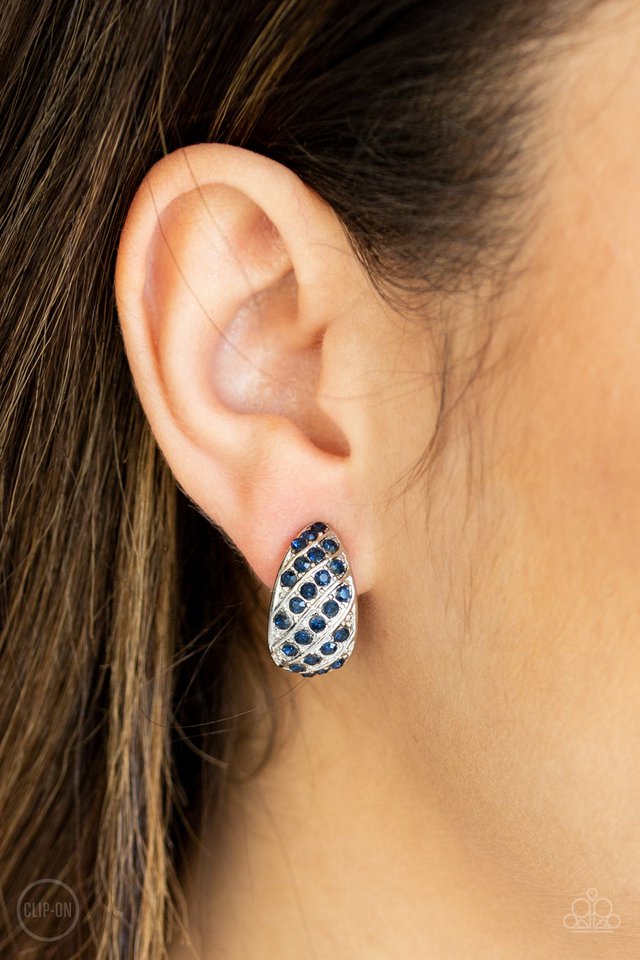 Paparazzi ♥ Sparkling Shells - Blue ♥ Clip-On