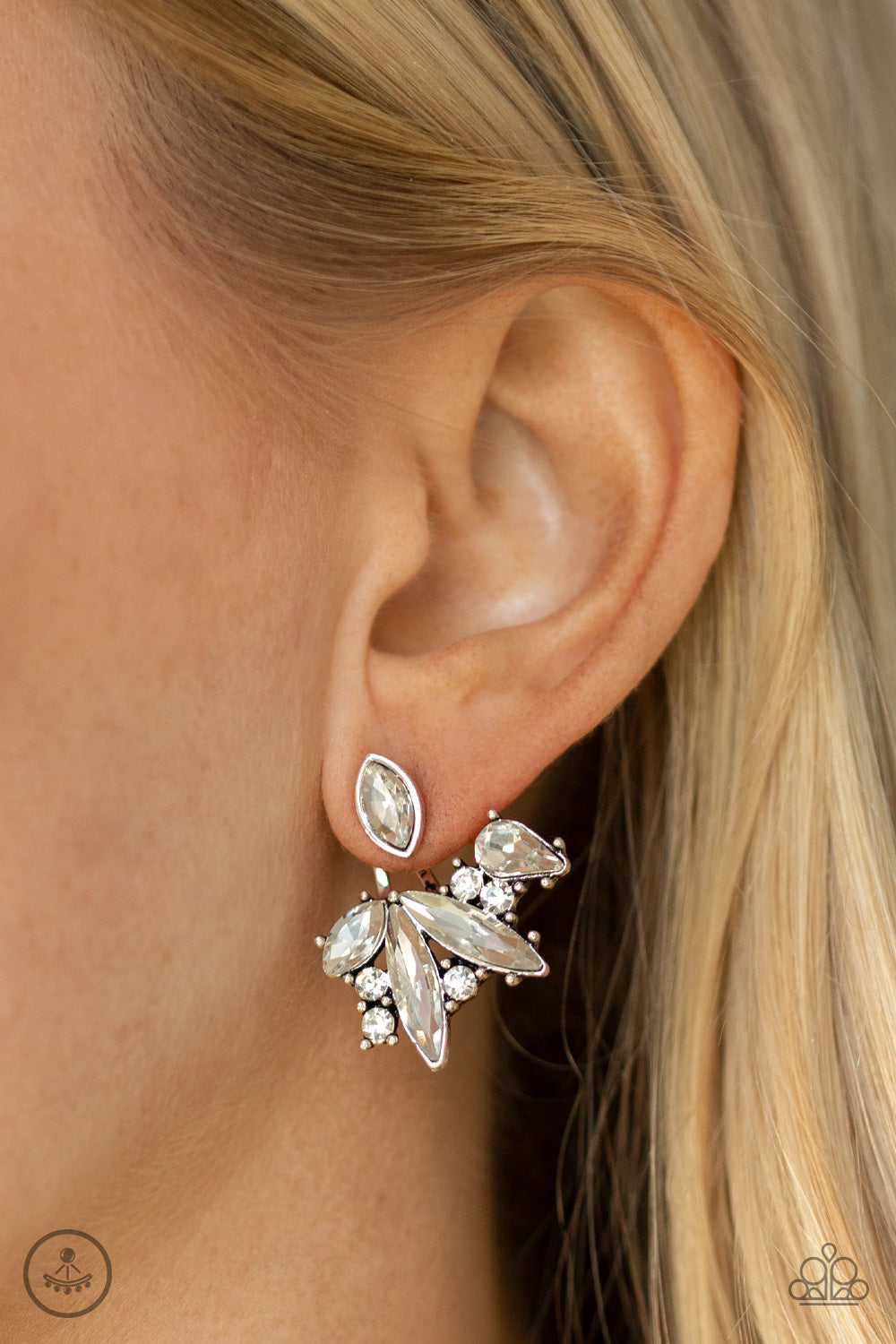Paparazzi ♥ Deco Dynamite - White ♥ Post Earrings