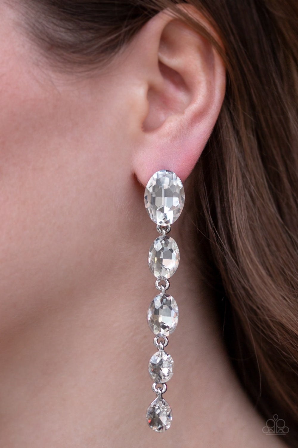 Paparazzi ♥ Red Carpet Radiance - White ♥ Post Earrings