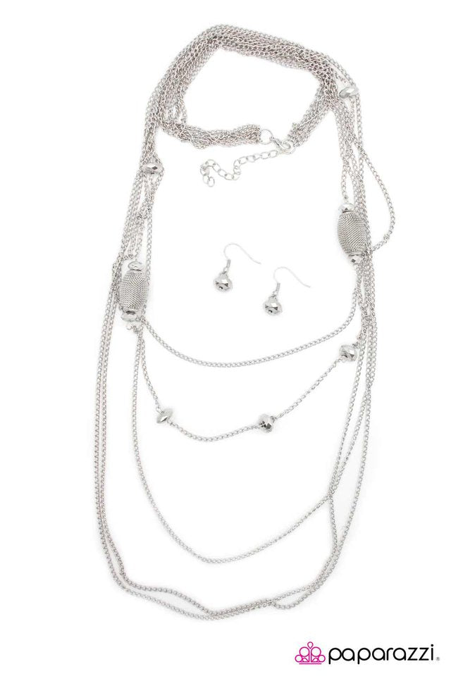 Paparazzi ♥ Go With the Flow - Silver ♥ Necklace