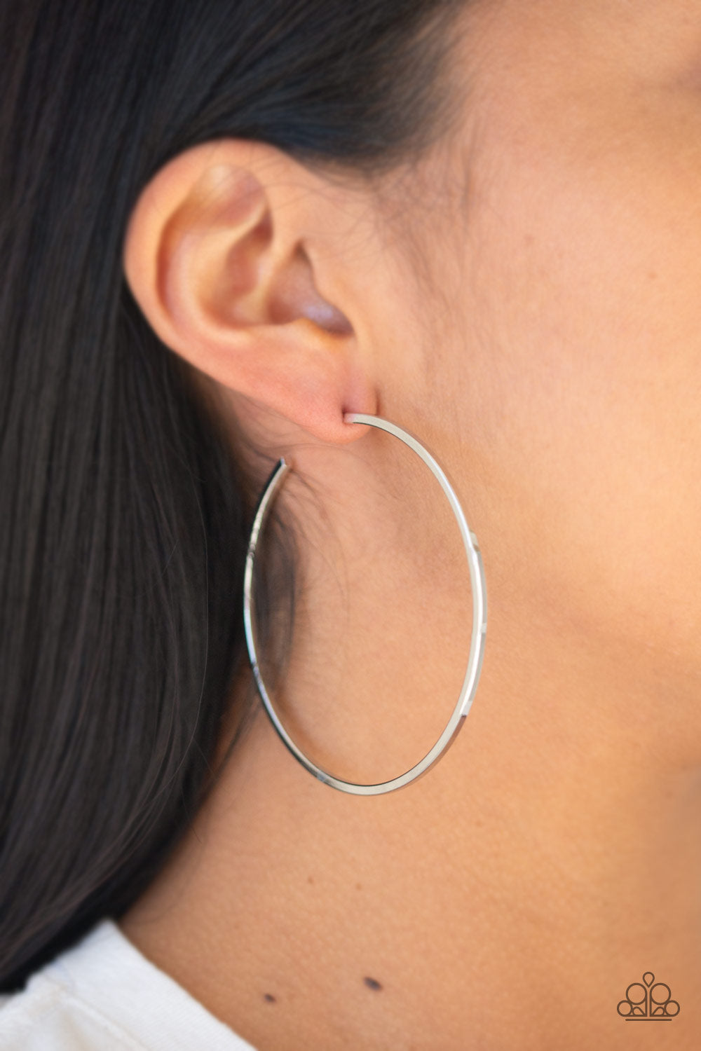 Paparazzi ♥ Perfect Shine - Silver ♥ Earrings