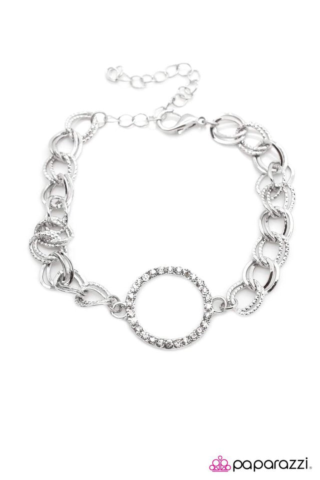 Paparazzi ♥ Clean Up Your Act - Silver ♥ Bracelet
