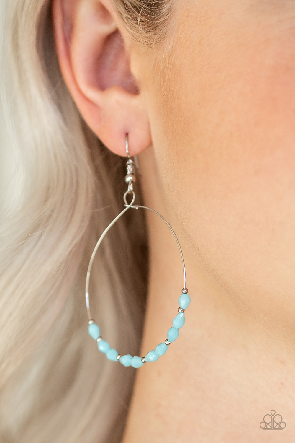 Paparazzi ♥ Prize Winning Sparkle - Blue ♥ Earrings