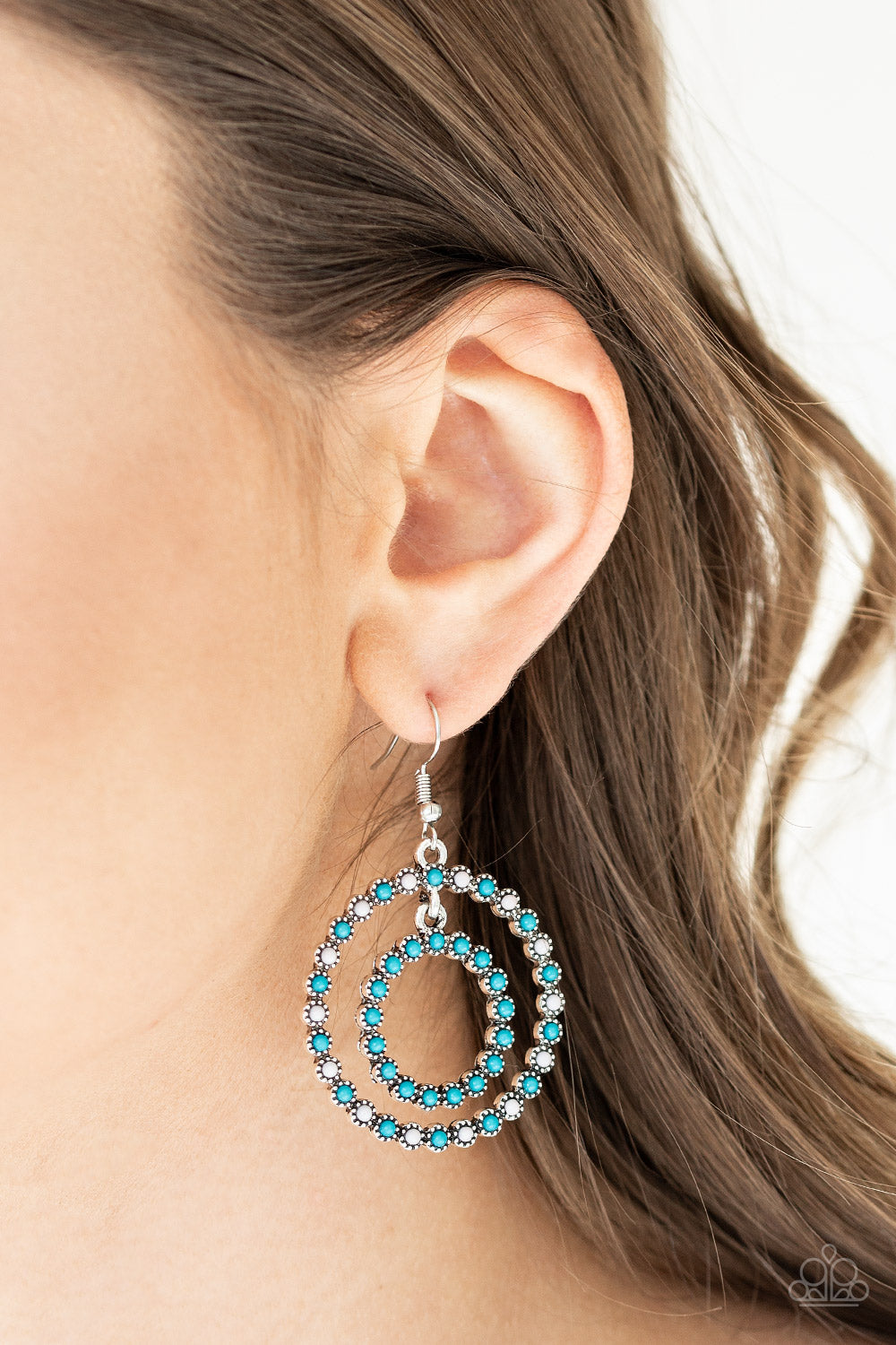 Paparazzi ♥ Vibrant Venture - Blue ♥ Earrings