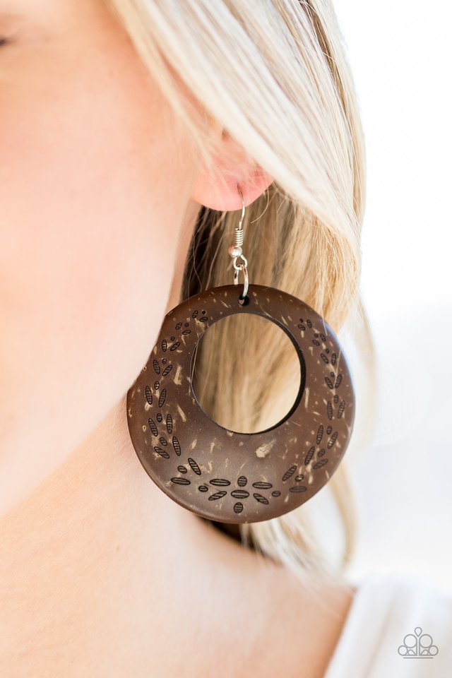 Paparazzi ♥ Beach Club Clubbin - Brown ♥ Earrings