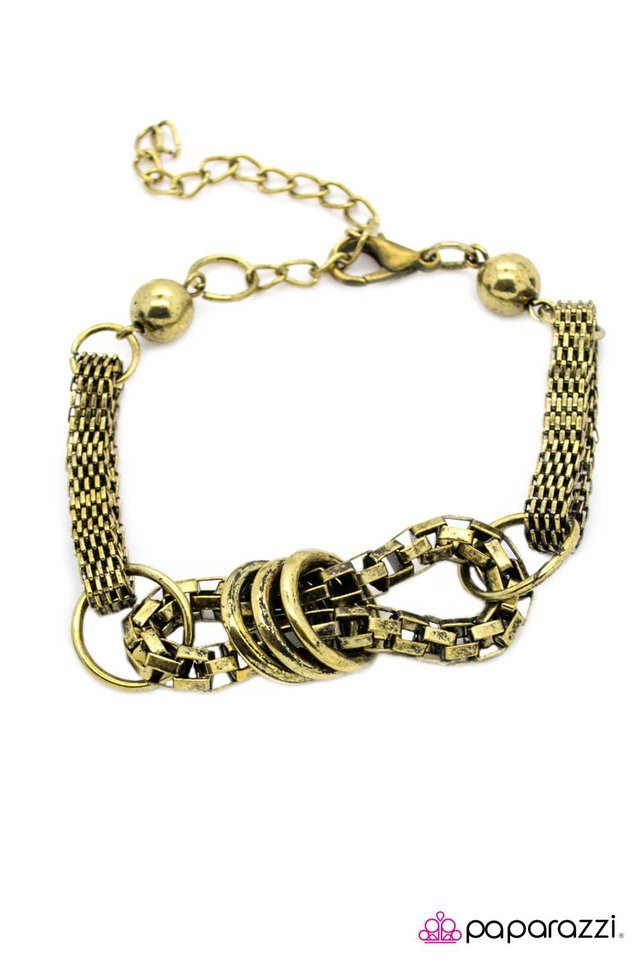 Paparazzi ♥ My Main Squeeze - Brass ♥ Bracelet