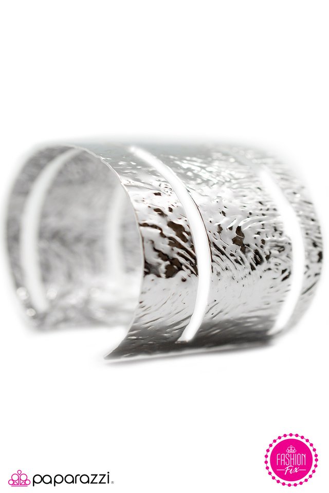 Paparazzi ♥ Dusting For Prints - Silver ♥ Bracelet