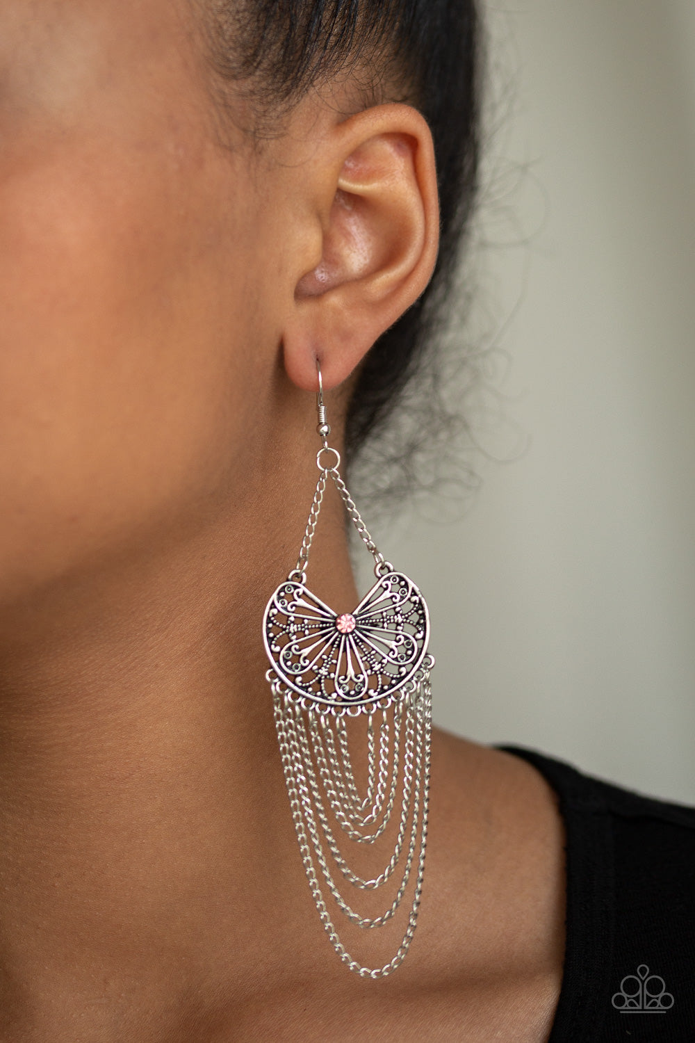 Paparazzi ♥ So Social Butterfly - Pink ♥ Earrings