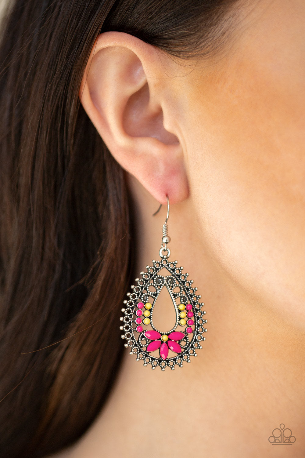 Paparazzi ♥ Atta-GALA - Pink ♥ Earrings