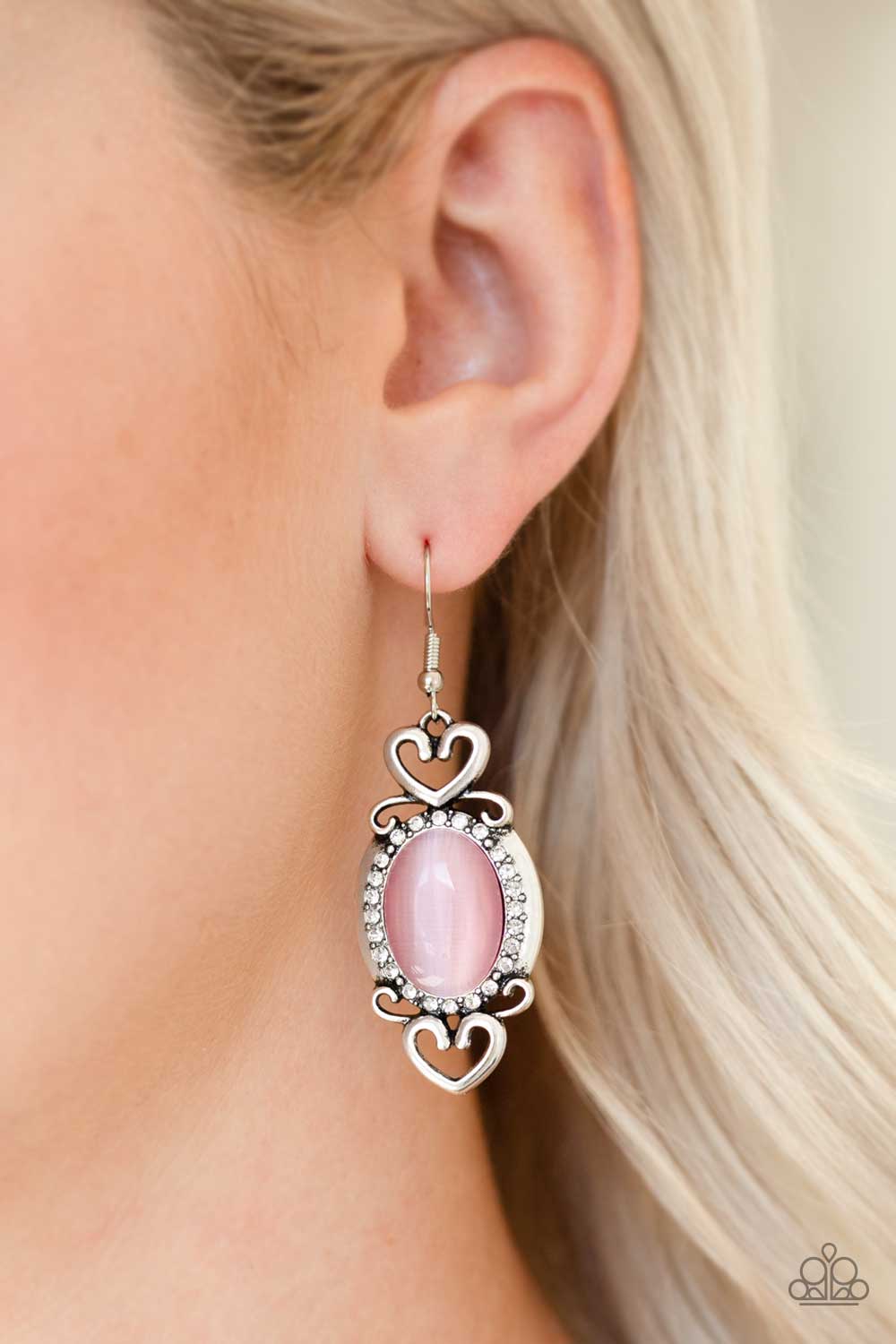 Paparazzi ♥ Port Royal Princess - Pink ♥ Earrings