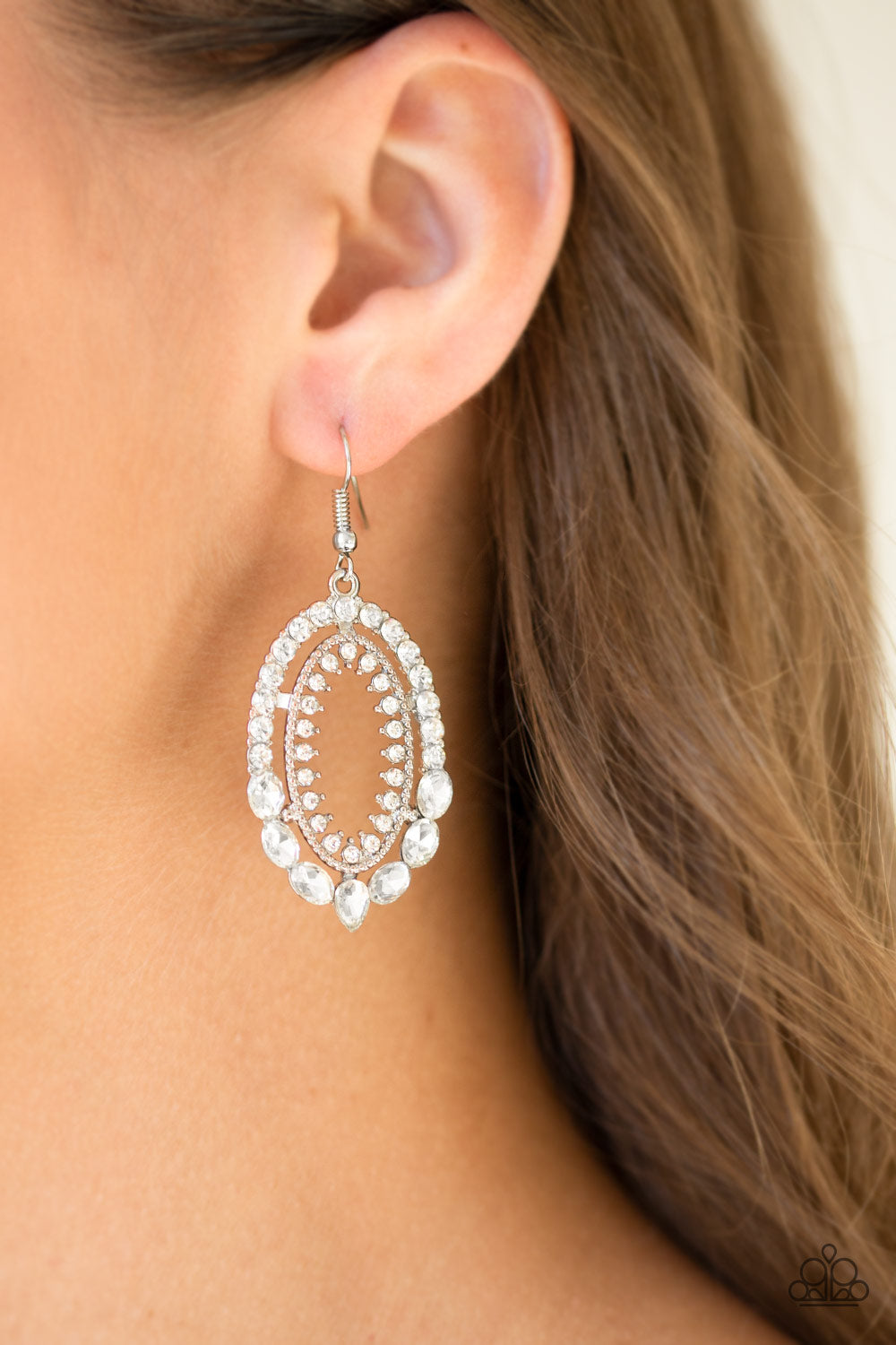 Paparazzi ♥ Trophy Shimmer - White ♥ Earrings
