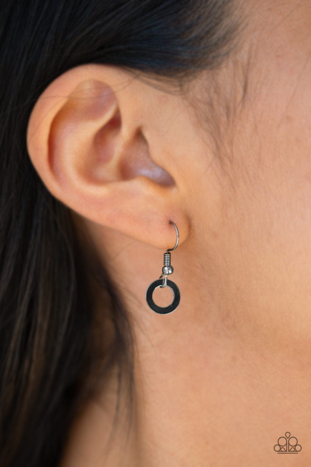 Paparazzi ♥ Move It On Over - Black ♥ Necklace