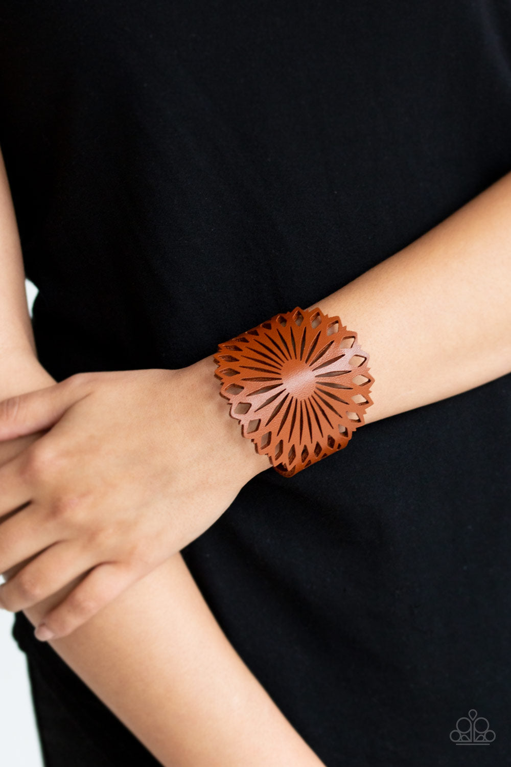Paparazzi ♥ Wildflower Garden - Brown ♥ Bracelet
