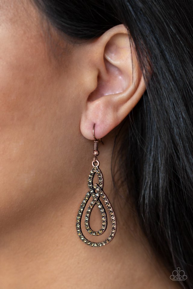 Paparazzi ♥ Sassy Sophistication - Copper ♥ Earrings