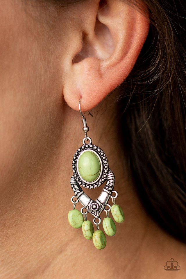 Paparazzi ♥ Southern Sandstone - Green ♥ Earrings