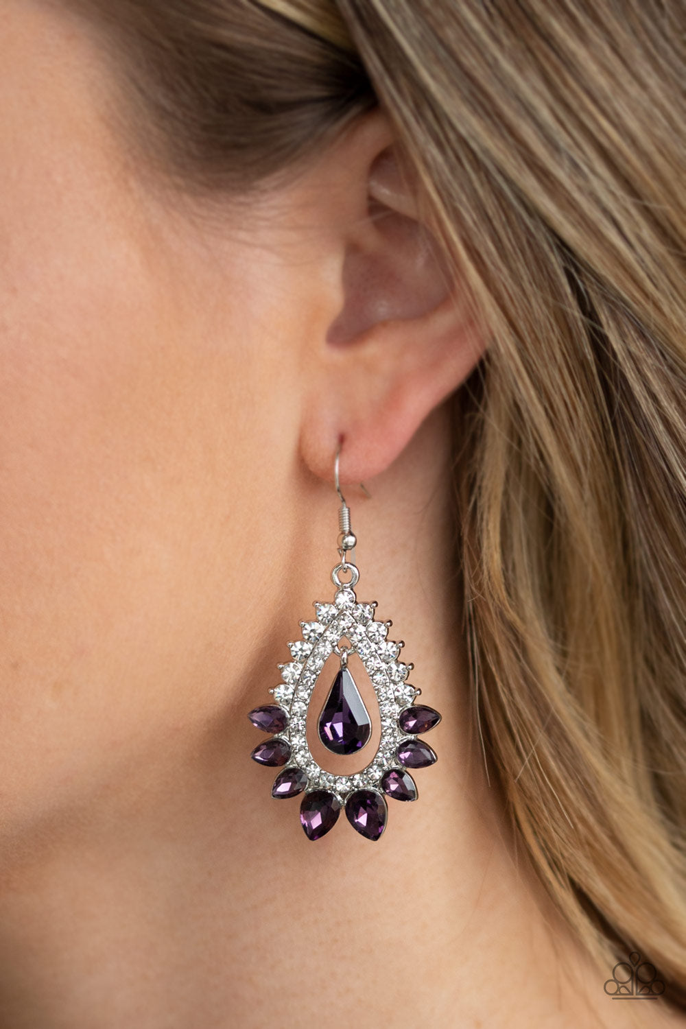 Paparazzi ♥ Boss Brilliance - Purple ♥ Earrings