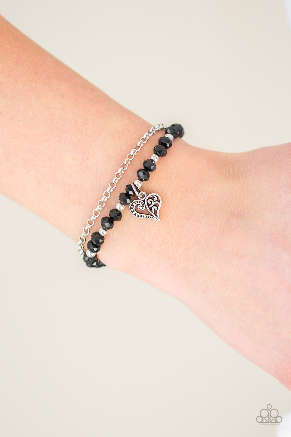 Paparazzi ♥ Rare Romance - Black ♥ Bracelet