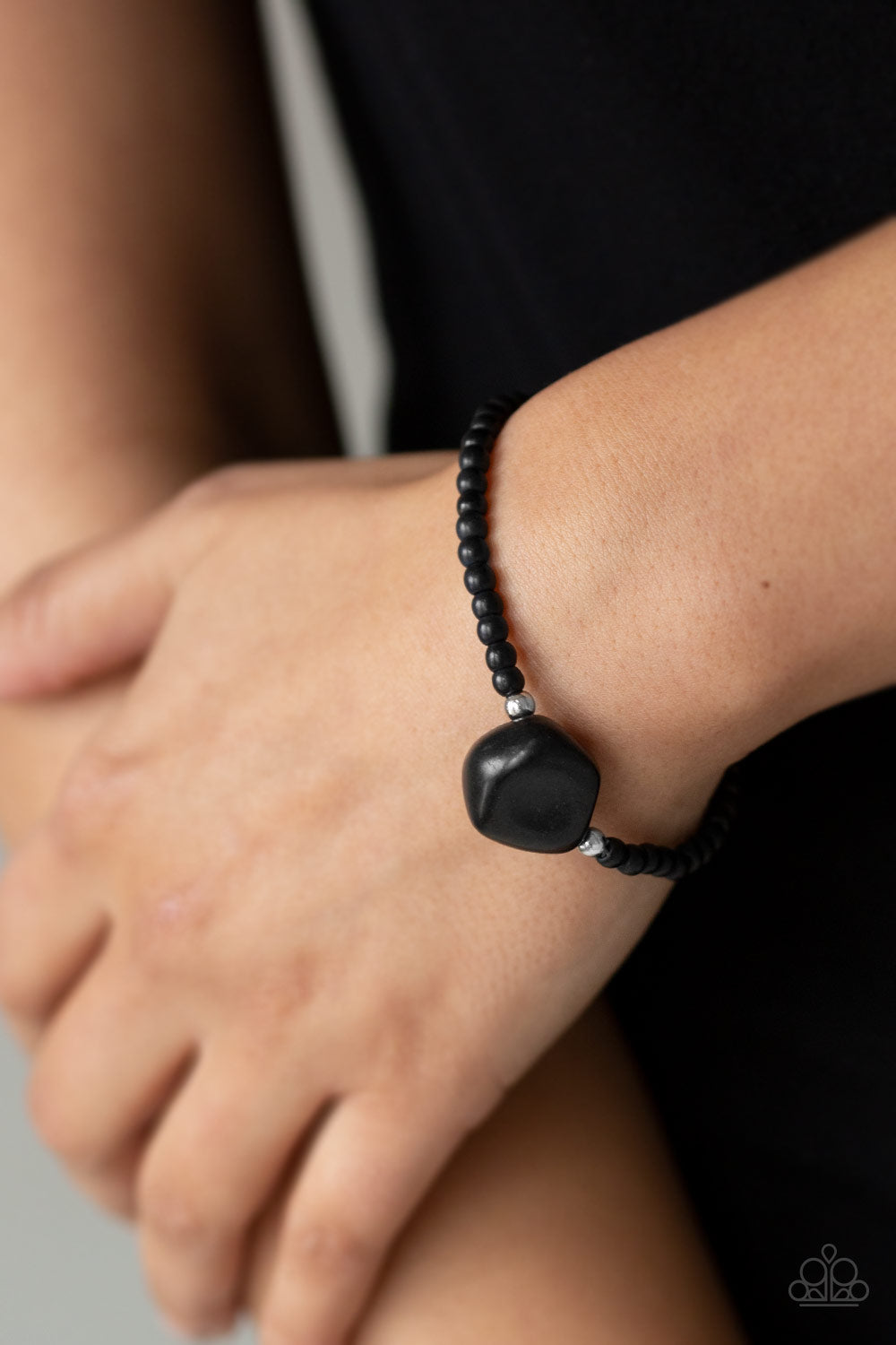 Paparazzi ♥ Eco Eccentricity - Black ♥ Bracelet