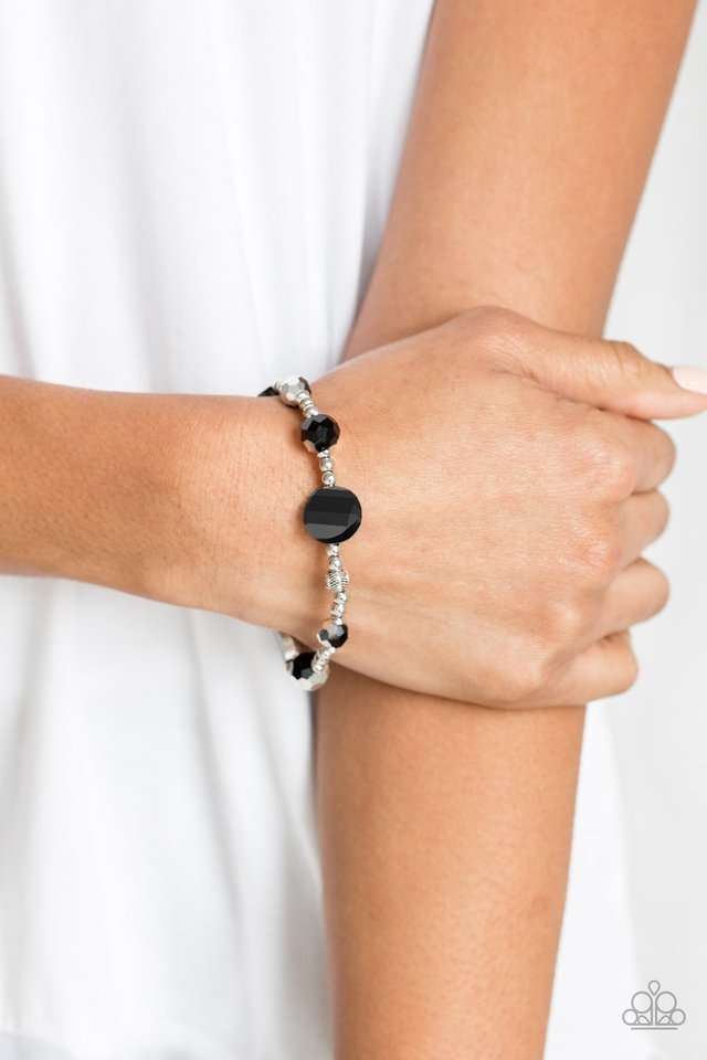 Paparazzi ♥ Starry-Eyed Elegance - Black ♥ Bracelet