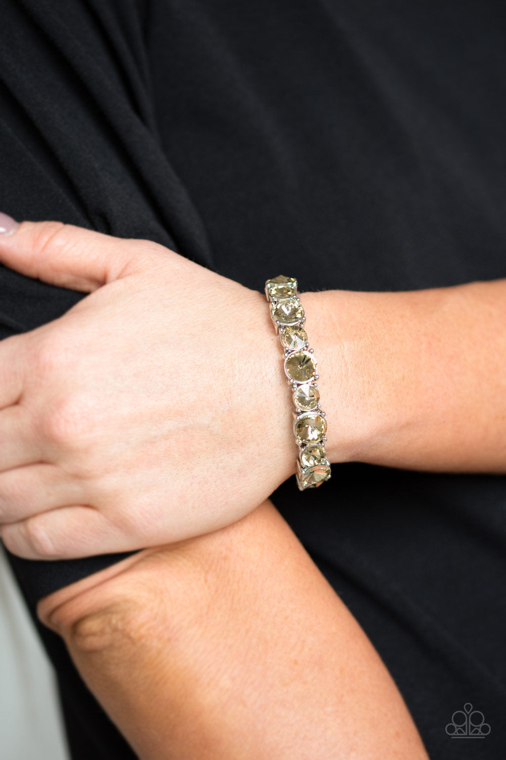 Paparazzi ♥ Born To Bedazzle - Brown ♥ Bracelet