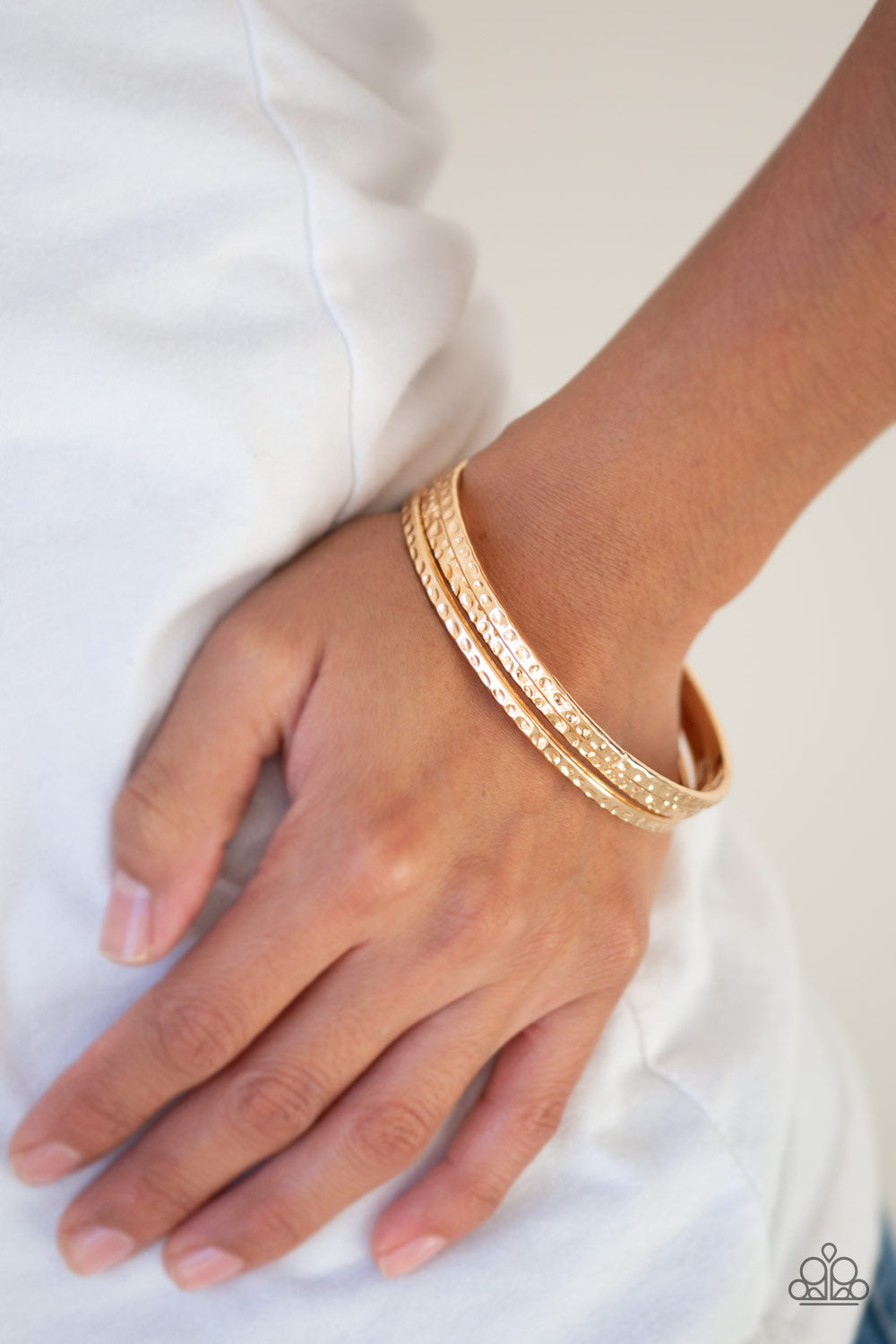 Paparazzi ♥ Casually Couture - Gold ♥ Bracelet