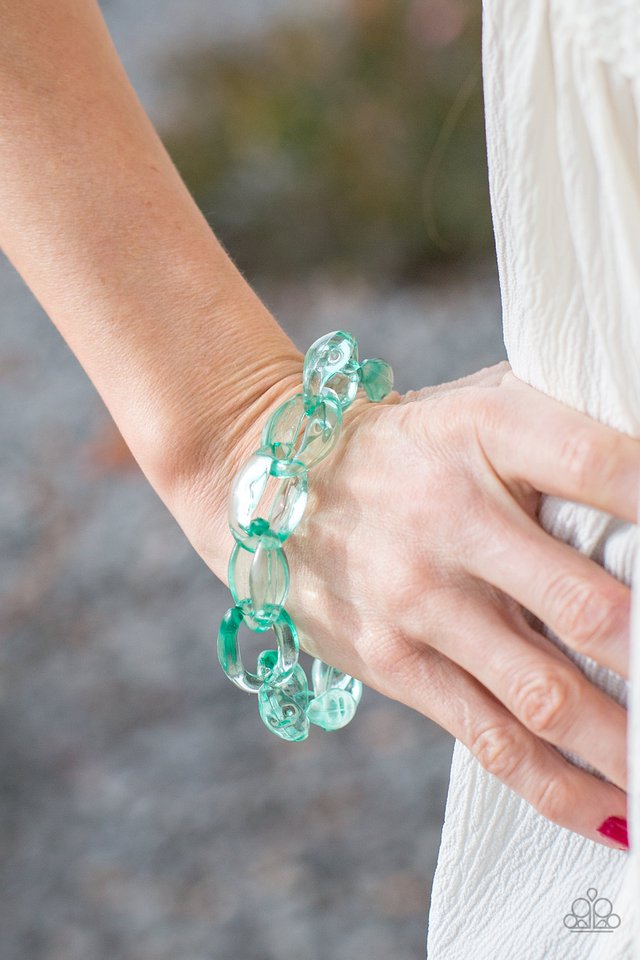 Paparazzi ♥ Ice Ice Baby - Green ♥ Bracelet