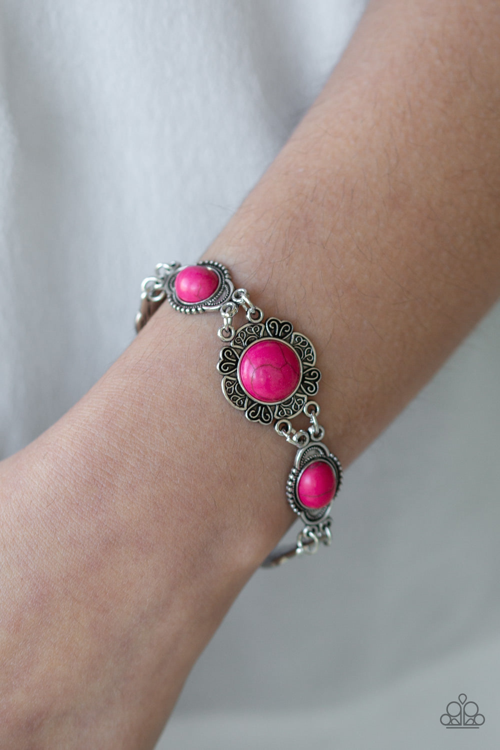 Paparazzi ♥ Serenely Southern - Pink ♥ Bracelet