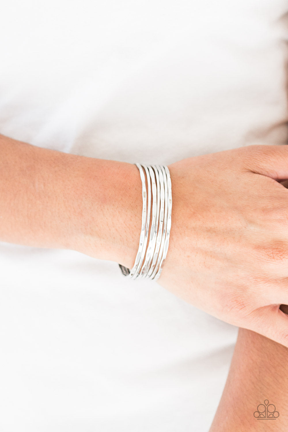 Paparazzi ♥ Timelessly Textured - Silver ♥ Bracelet