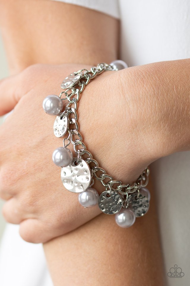 Paparazzi ♥ SEA In A New Light - Silver ♥ Bracelet