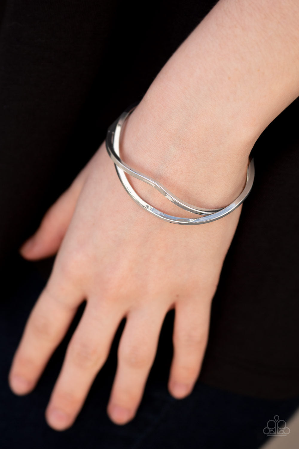 Paparazzi ♥ Tropicana Temptress - Silver ♥ Bracelet