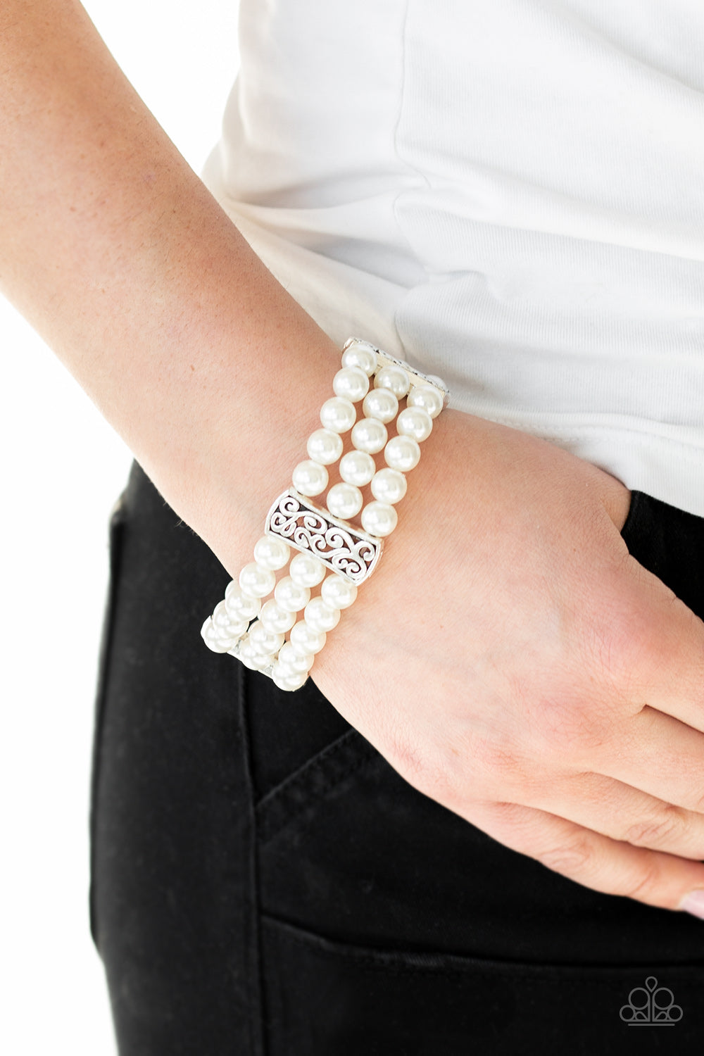 Paparazzi ♥ Ritzy Ritz - White ♥ Bracelet