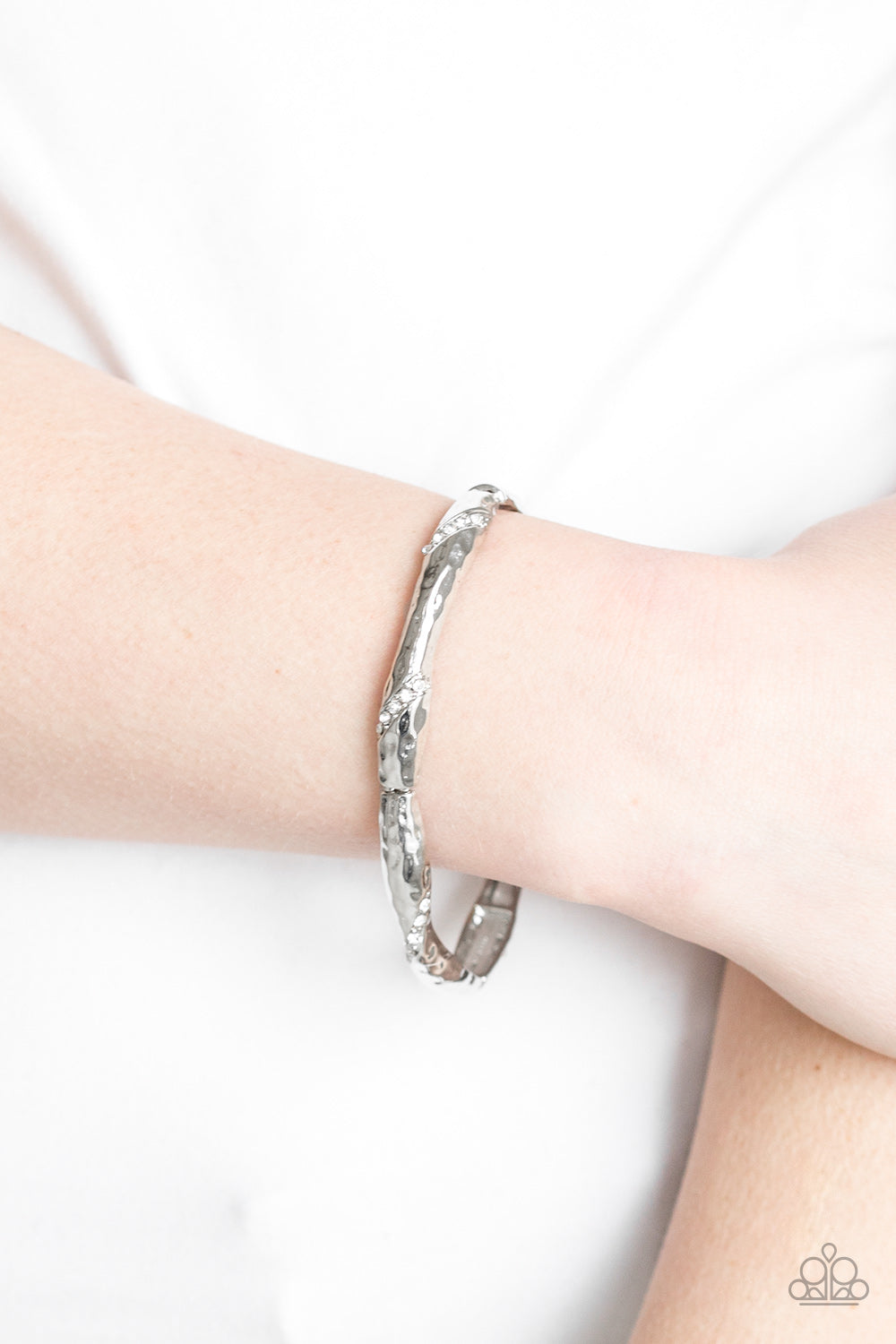 Paparazzi ♥ Watch Out For Ice - White ♥ Bracelet