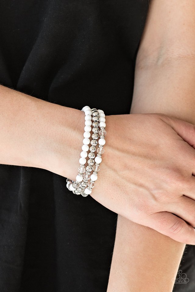 Paparazzi ♥ Irresistibly Irresistible - White ♥ Bracelet