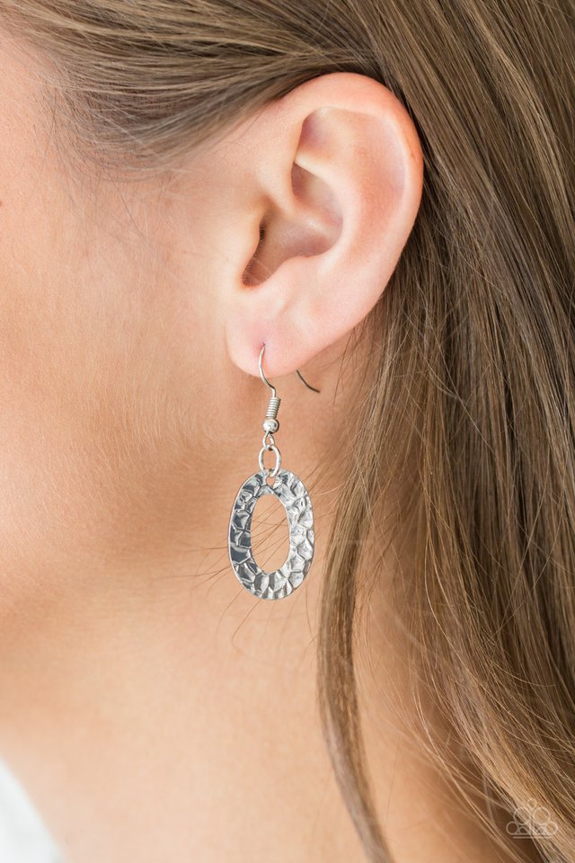 Paparazzi ♥ Metro Scene - Silver ♥ Lanyard