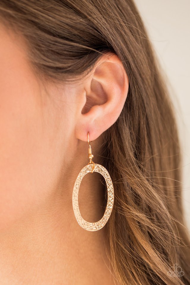 Paparazzi ♥ Glimmer Goals - Gold ♥ Lanyard