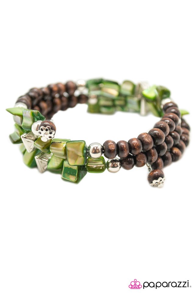 Paparazzi ♥ Downward Spiral - Green ♥ Bracelet