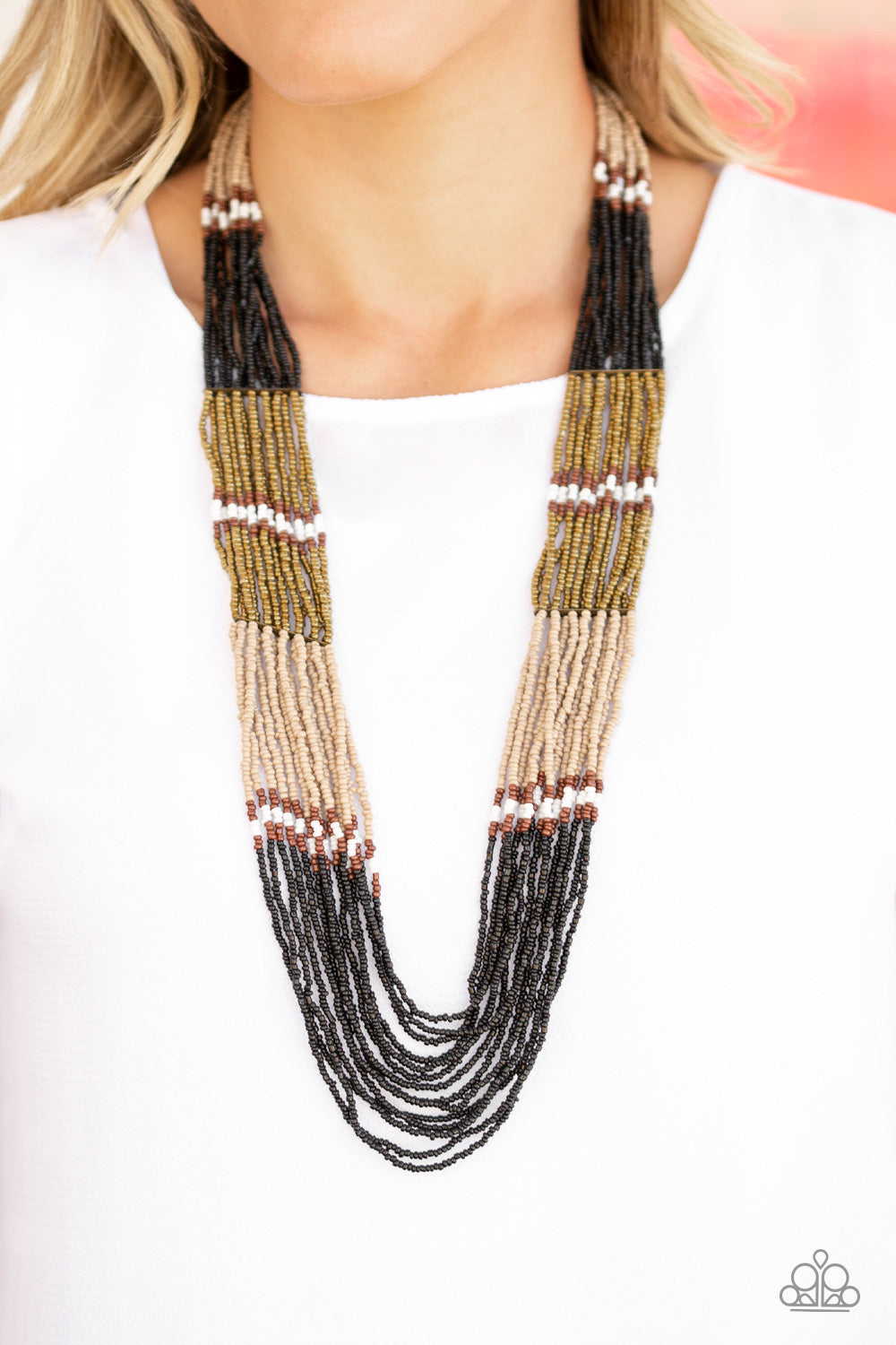 Paparazzi ♥ Rio Roamer - Black ♥ Necklace