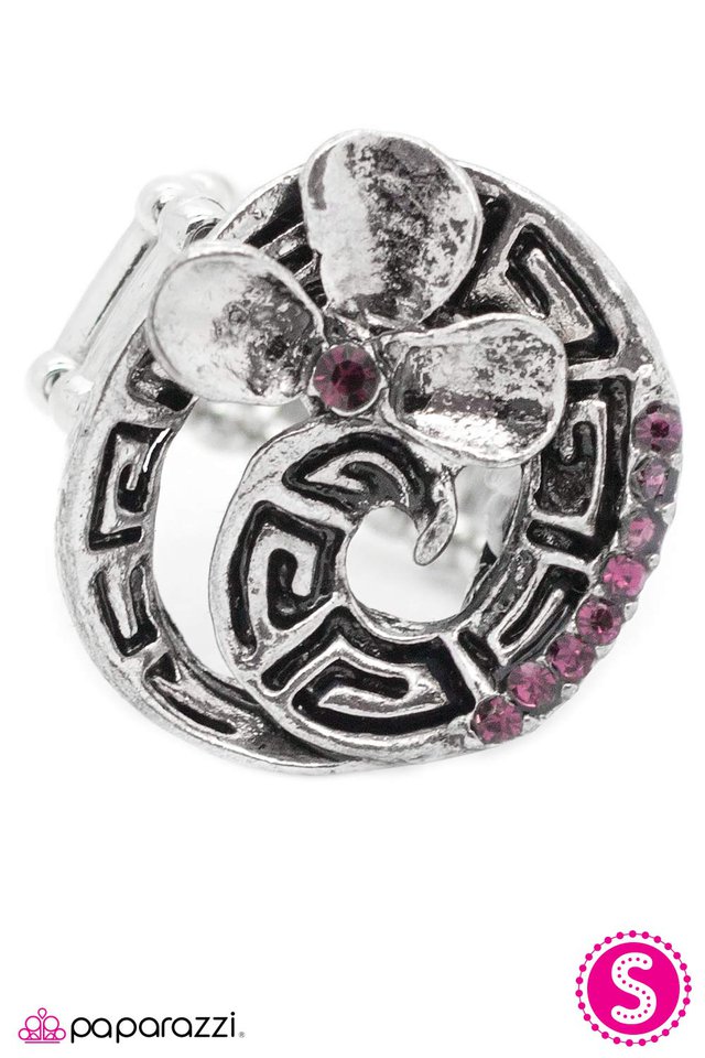 Paparazzi ♥ At the End Of the Road - Purple ♥ Ring